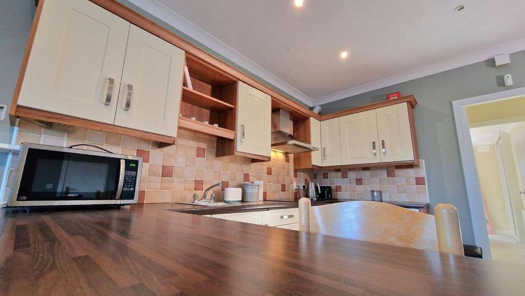Cosy Two Bedroom Apartment Galway Luaran gambar