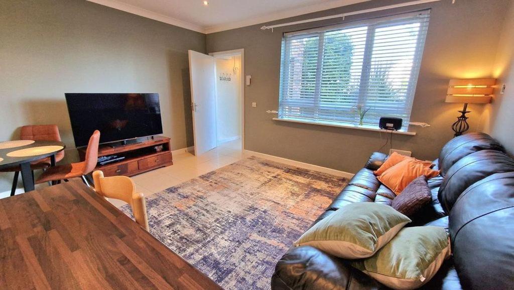 Cosy Two Bedroom Apartment Galway Luaran gambar